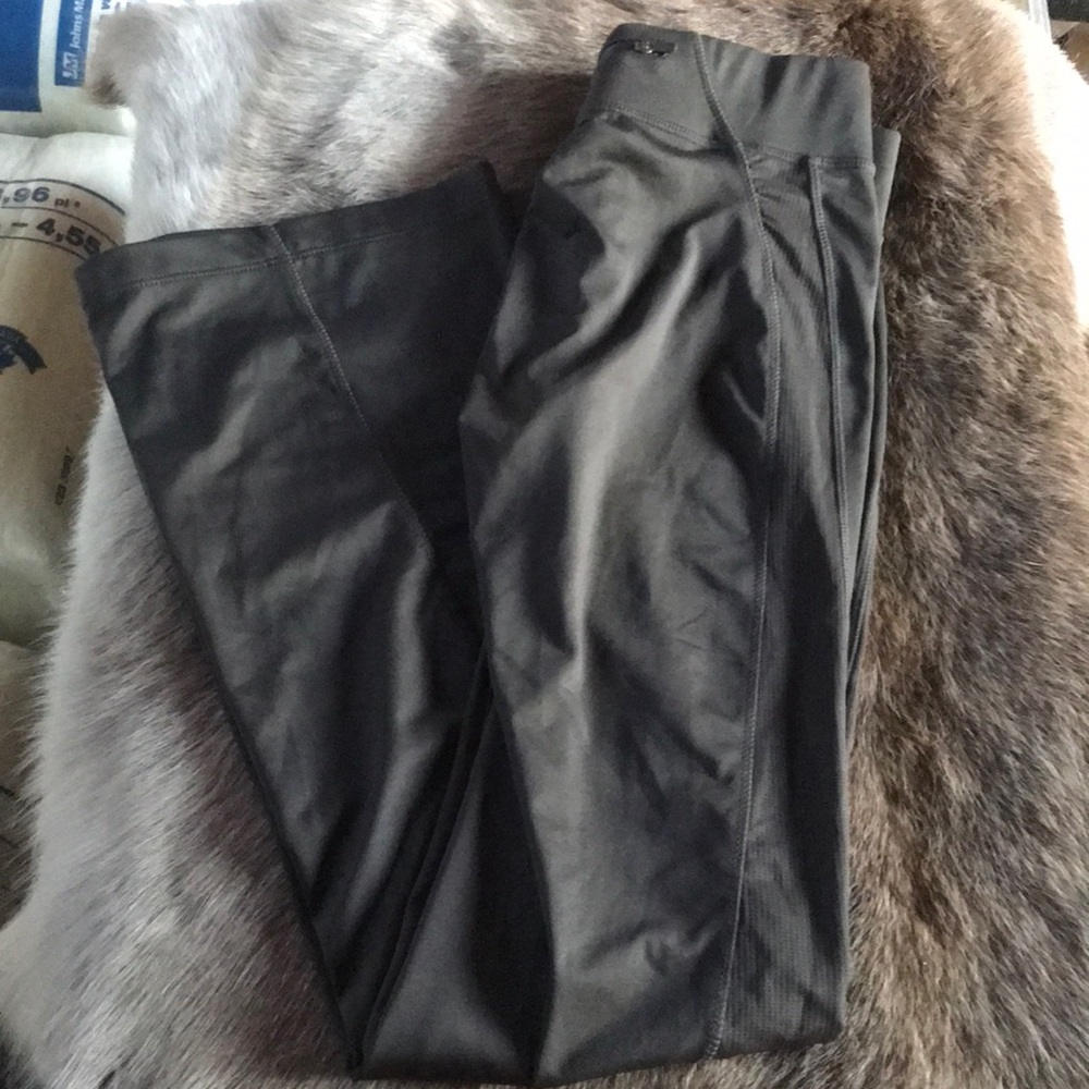 Like new athletic works flares
